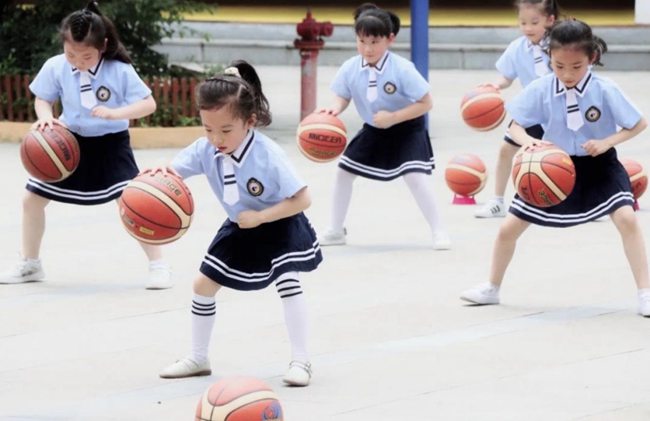 龍港市舥艚芳玲幼兒園